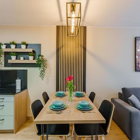 Perlowa Przystan Rent - Classic Gold & Silver Apartment Kołobrzeg Exterior foto