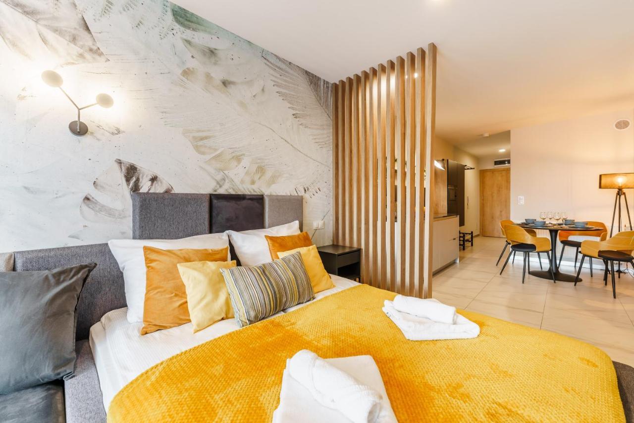 Perlowa Przystan Rent - Classic Gold & Silver Apartment Kołobrzeg Exterior foto